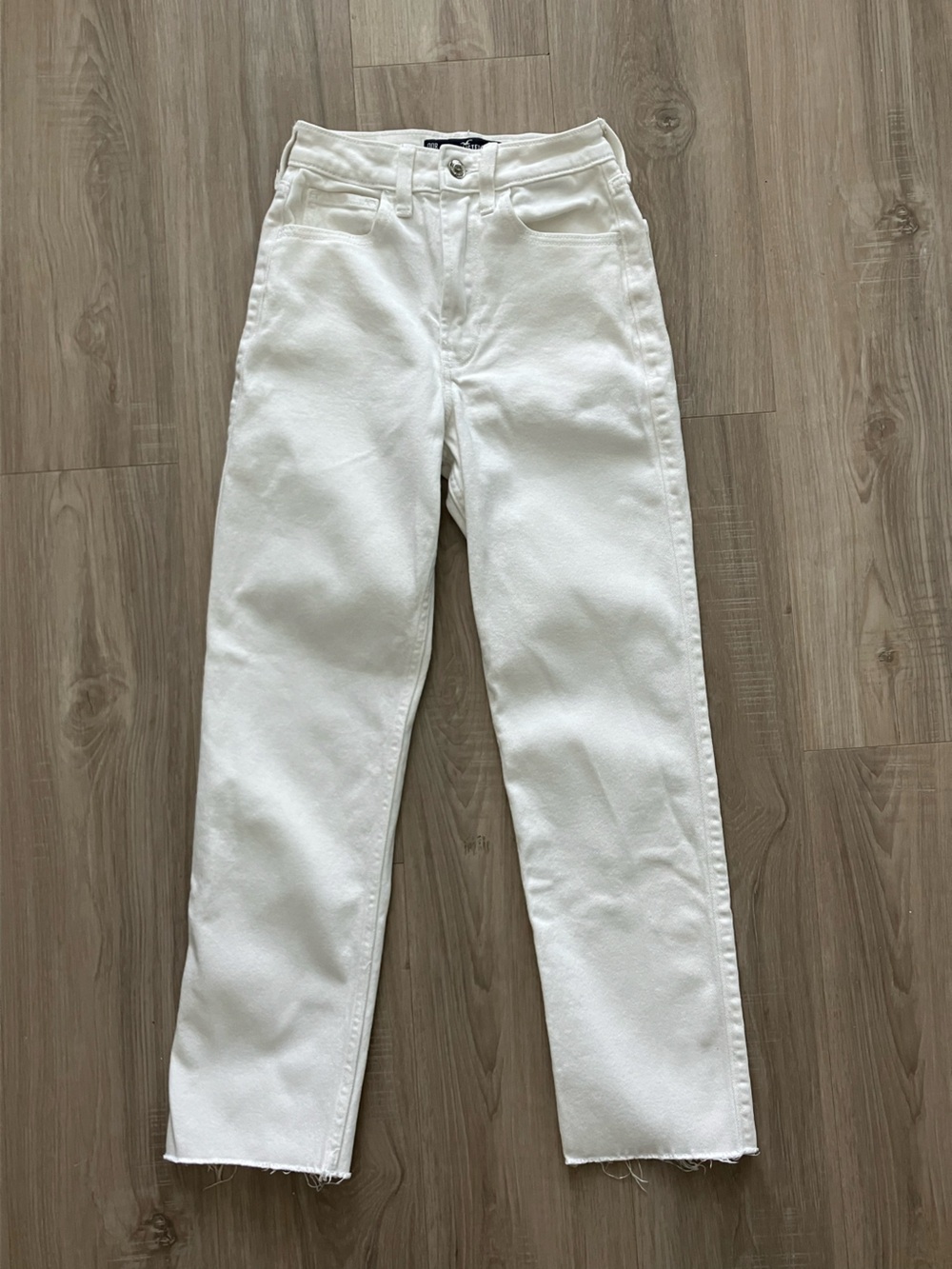 Hollister High Rise Cropped Jeans